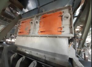 Good transfer point design saves on spillage, belt costs