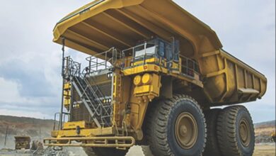 Hydrogen production for mining vehicles