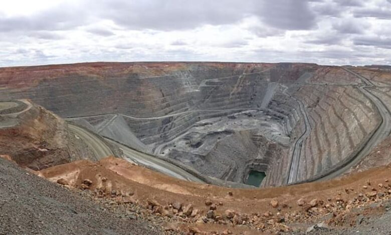 Egypt extends deadline for gold mining exploration bid