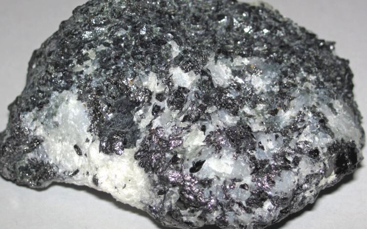 Lindi Jumbo project in Tanzania on track