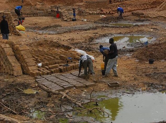 Mali inks mining code into law