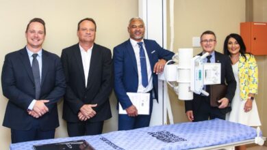 Glencore Ferroalloys contributes modern x-ray machine to help change healthcare in the Tlhabane community