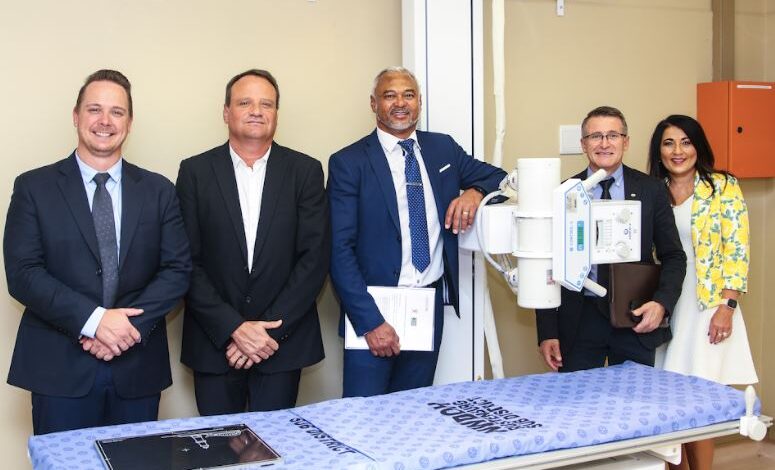 Glencore Ferroalloys contributes modern x-ray machine to help change healthcare in the Tlhabane community