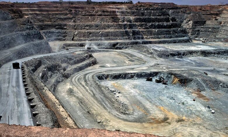 Egypt, Barrick Gold, Centamin to finalize gold mining deal